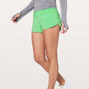 Green Lululemon Speed Up Low-Rise Lined
Short 2.5"